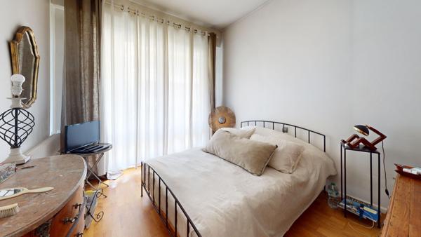 Magnifique appartement dernier étage 6 pièce(s) 4 ch 144 m2