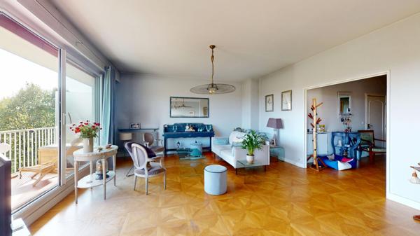 Magnifique appartement dernier étage 6 pièce(s) 4 ch 144 m2