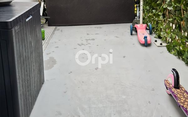 Appartement à vendre    3 pièces • 57 m2 Fosses