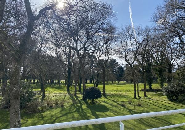 VENDU - Villa de 207 m² sur une parcelle de 1660 m² au cœur du Domaine privé limitrophe du Golf de La Baule