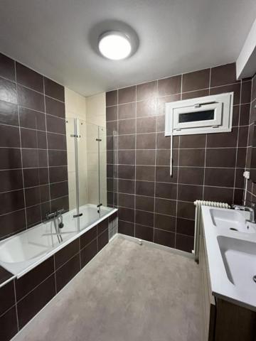 REF 12330- RÉSIDENCE LE PROVENCE - F5 AU 1ER AVEC BALCON