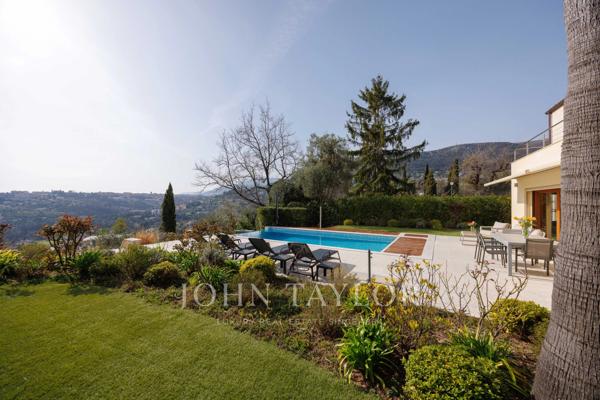 Grande villa avec vue Saint-Paul de Vence et mer