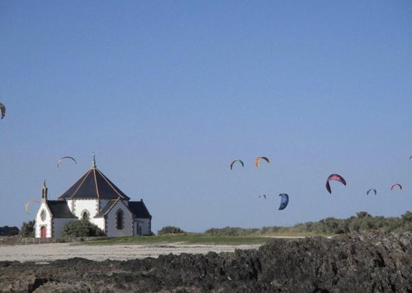 Sarzeau (56370) Maison de charme en pierre à 100 mètres de la plage, côté océan !