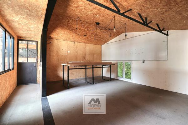 BORDEAUX quartier Judaïque – à vendre LOCAL PROFESSIONNEL / ENTREPÔT – 250 m2