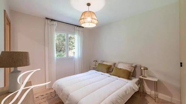 Villa avec 4 chambres à louer à pied du village de Valbonne