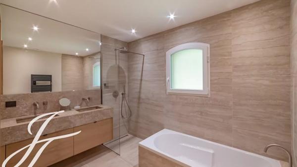 Villa avec 4 chambres à louer à pied du village de Valbonne