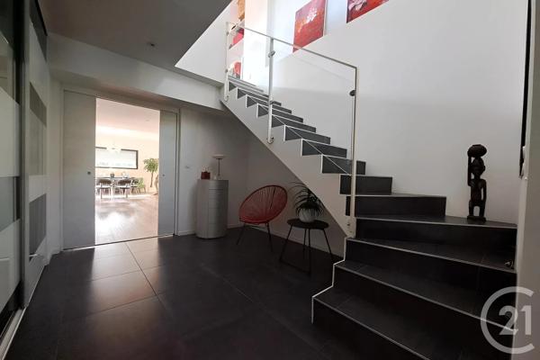 Maison à vendre  6 pièces - 184 m 2   ST AVE  - 56