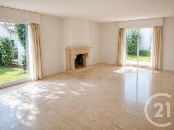 Maison à vendre  6 pièces - 184 m 2   ST AVE  - 56