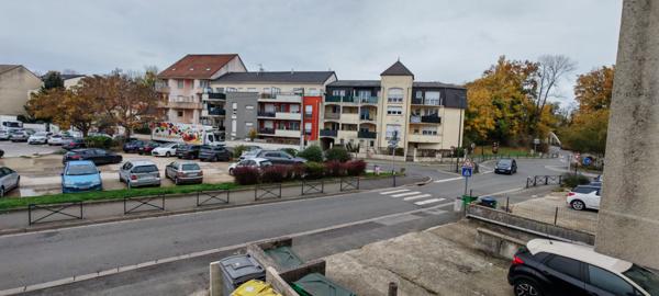 F2 EN ULTRA CENTRE VILLE