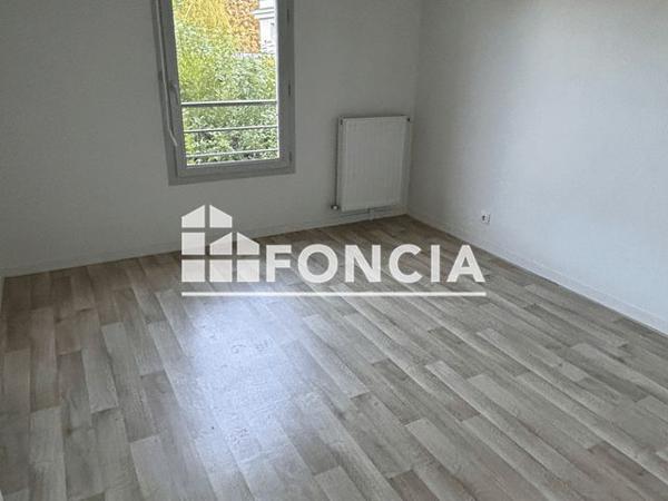 Location Appartement 3 pièces 59.2 m² - 4/6 AVENUE THIERS Melun 77000