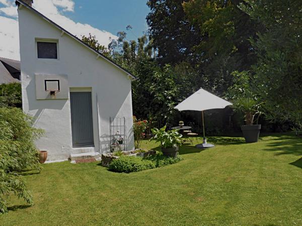 PETITE  LONGERE - SAINT-PHILIBERT