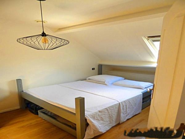 PETITE  LONGERE - SAINT-PHILIBERT