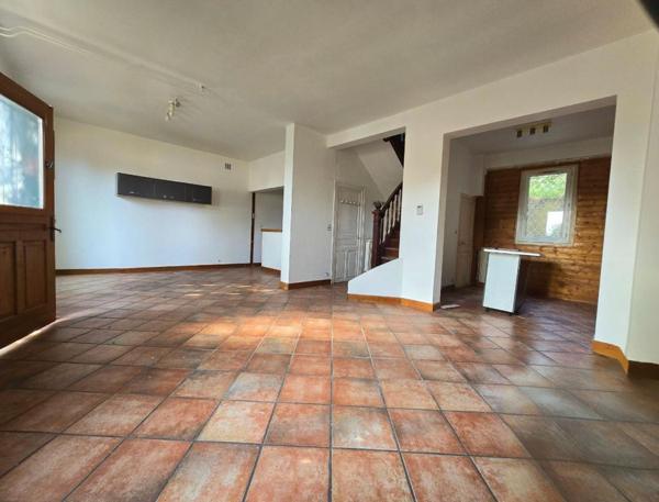 Maison  4 pièce(s) 93.5 m2