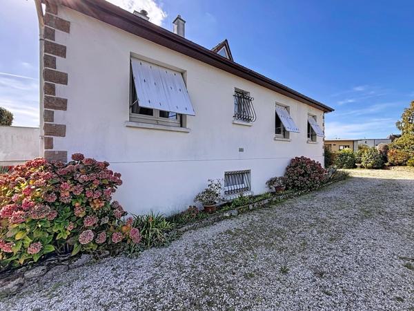 🏡 À VENDRE – Maison familiale de 198M² avec terrain de 1143 m² à Longueville, à 5 km de Granville et 3 km des plages