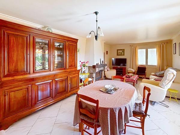 🏡 À VENDRE – Maison familiale de 198M² avec terrain de 1143 m² à Longueville, à 5 km de Granville et 3 km des plages