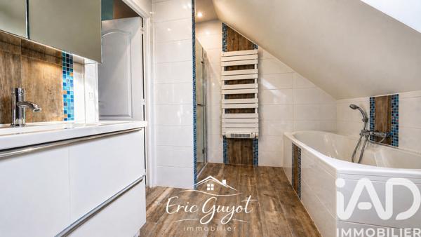 Maison à vendre 9 pièces 240 m² Le Plessis-Trévise