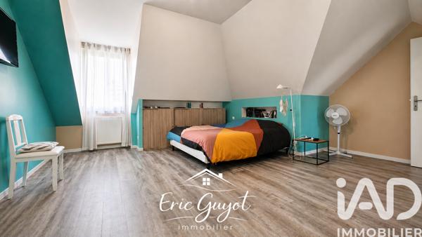 Maison à vendre 9 pièces 240 m² Le Plessis-Trévise