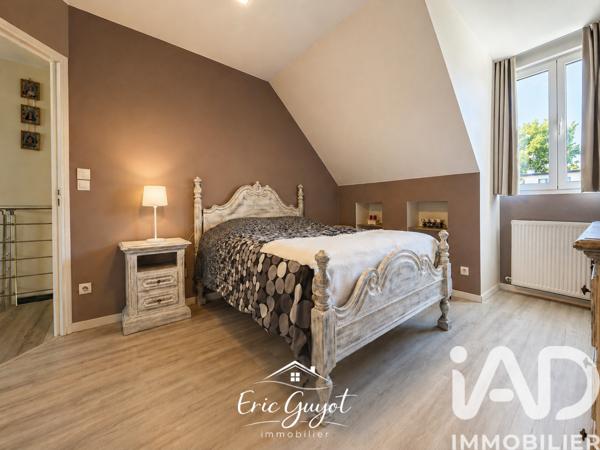 Maison à vendre 9 pièces 240 m² Le Plessis-Trévise