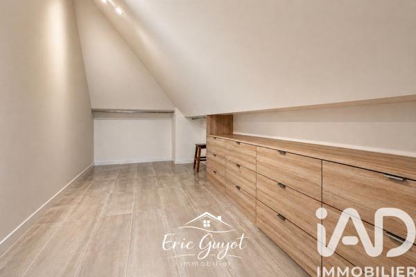 Maison à vendre 9 pièces 240 m² Le Plessis-Trévise