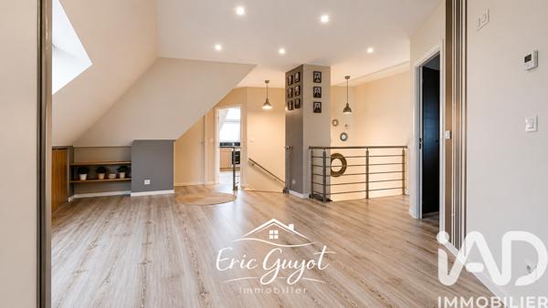 Maison à vendre 9 pièces 240 m² Le Plessis-Trévise