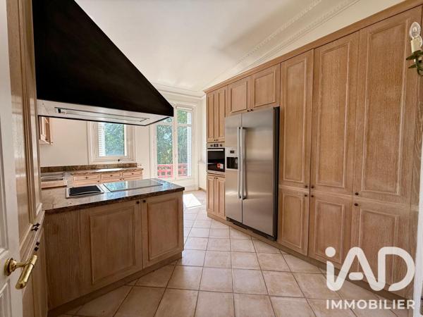 Location appartement 5 pièces 172 m² Compiègne