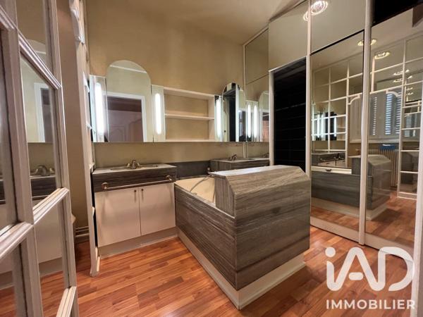 Location appartement 5 pièces 172 m² Compiègne