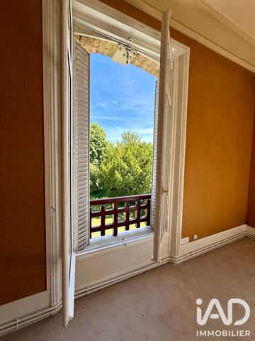 Location appartement 5 pièces 172 m² Compiègne