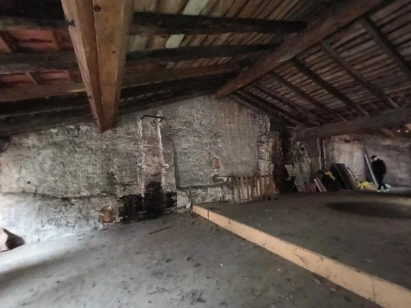 plateau brut à aménager, possibilité de 2 logements plan fourni, idéal investisseur, éligible aides OPAH