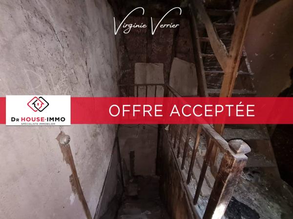 Immeuble à vendre 9 pièces de 130 m²