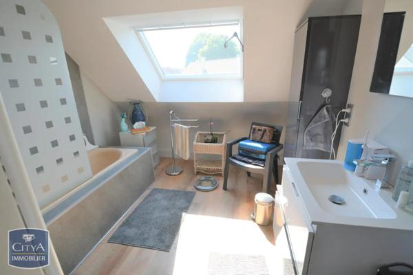 Vente maison 8 pièces de 178m²