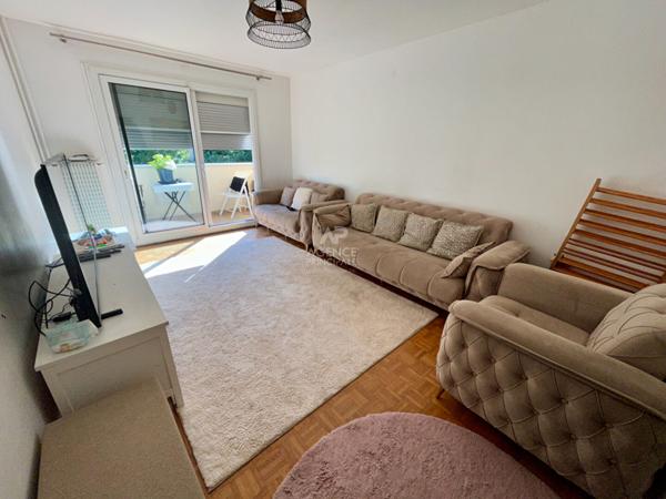 Appartement POISSY 3 pièce(s) 60 m2 €210 000 ** - Référence 8780