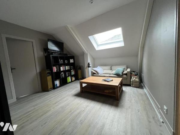 HENNEBONT quartier recherché dans les remparts prestations de qualité pour cette maison de type 7