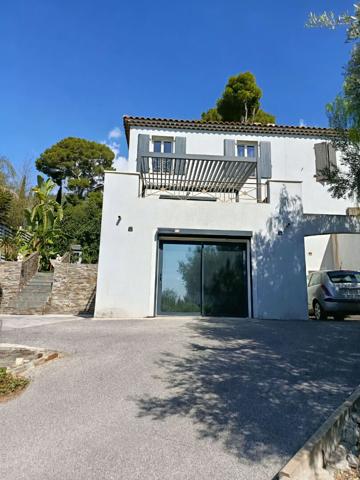 Maison contemporaine 4 chambres  avec vue mer à Toulon - Bas Corniche Marius Escartefigue