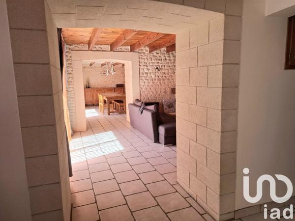 Maison 7 pièces de 166 m² à Saint-Just-Luzac (17320)