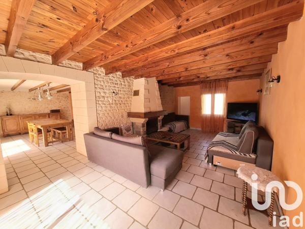 Maison 7 pièces de 166 m² à Saint-Just-Luzac (17320)