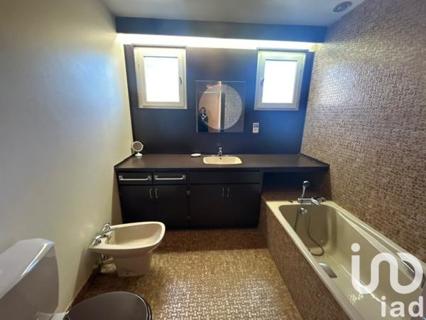 Maison à vendre 8 pièces 180 m² Saint-Marcel-d'Ardèche