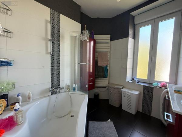 Maison de ville à vendre à Quimper dans le Finistère (29000), ref : LD/LMB   
centre-ville