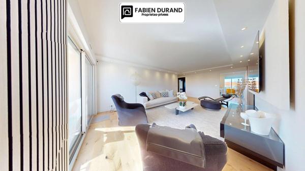 Appartement Unique à Frejus  Plage 3 pièce(s) 70 m2 avec Garage Cave Parking