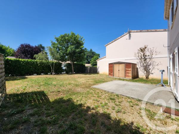 Maison à vendre  5 pièces - 125,01 m 2   LESPARRE MEDOC  - 33
