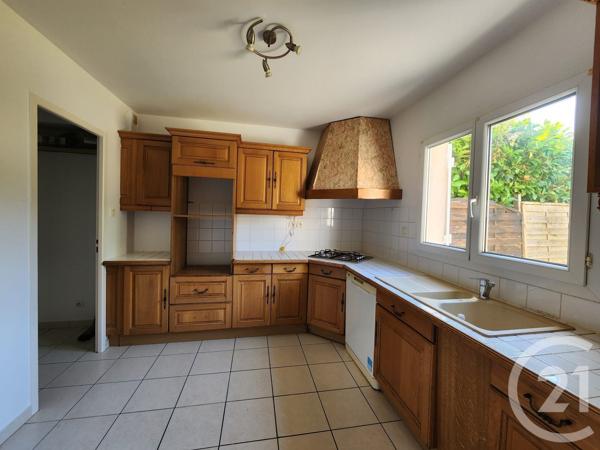 Maison à vendre  5 pièces - 125,01 m 2   LESPARRE MEDOC  - 33