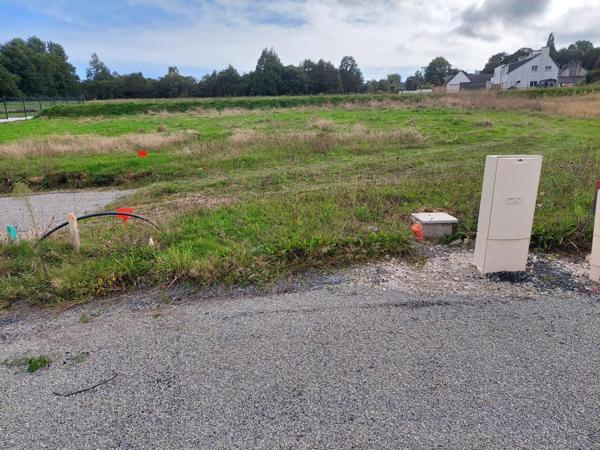 PLEUVEN, terrain constructible viabilisé de 675 m²