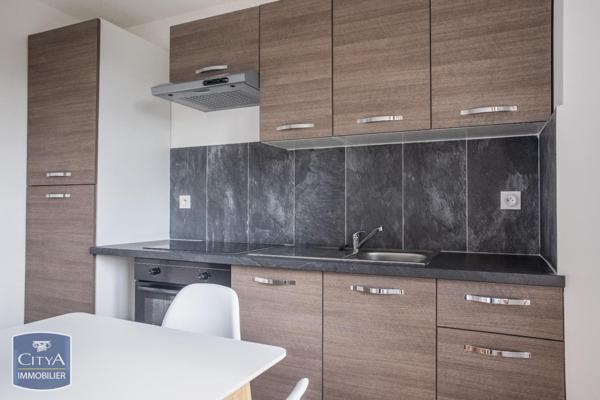 Appartement à louer 2 pièces 46.32m² Nîmes (30000)