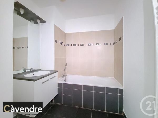 Appartement F3 à vendre  3 pièces - 65,71 m2 AVIGNON - 84