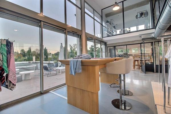 AIX-EN-PROVENCE - SECTEUR CELONY - LOFT - VASTE TERRASSE -