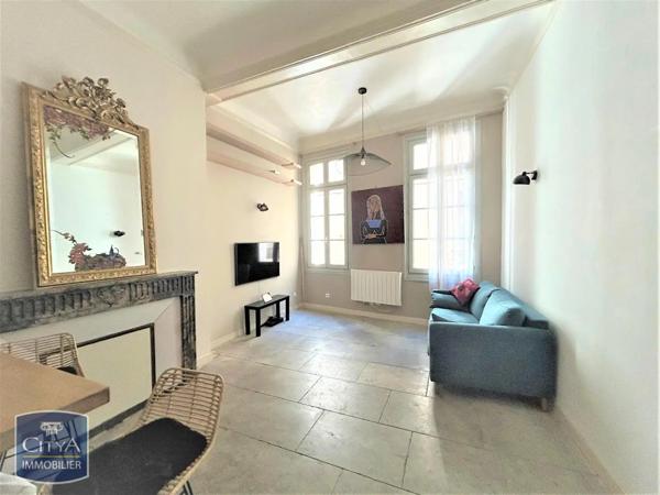Appartement à louer 2 pièces 55.53m²