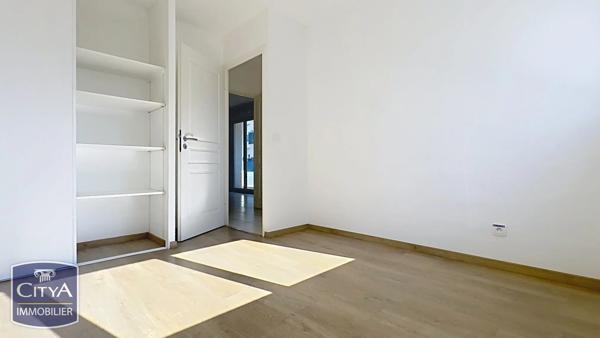 Appartement à vendre 3 pièces 57.5m² Décines-Charpieu (69150)