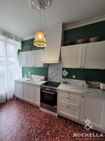 MAISON DE VILLE ENTIÉREMENT RÉNOVÉE