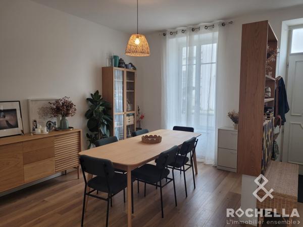 MAISON DE VILLE ENTIÉREMENT RÉNOVÉE