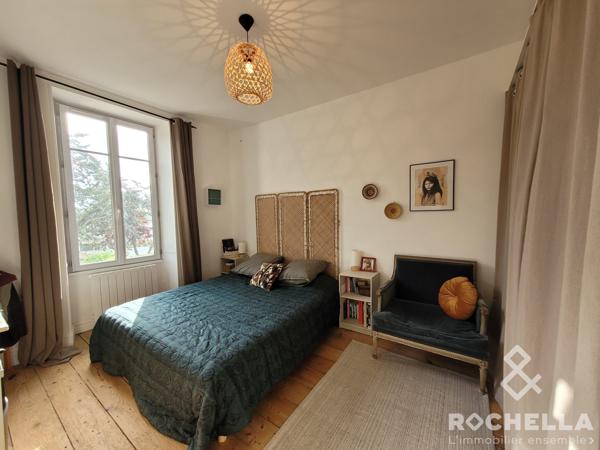 MAISON DE VILLE ENTIÉREMENT RÉNOVÉE