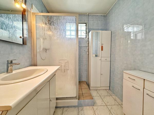 Appartement Clermont Ferrand , garage, cave et balcon.